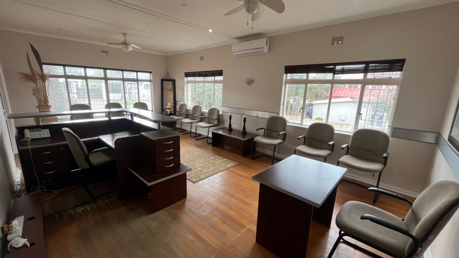  Bedroom Property for Sale in Jeffreys Bay Central Eastern Cape